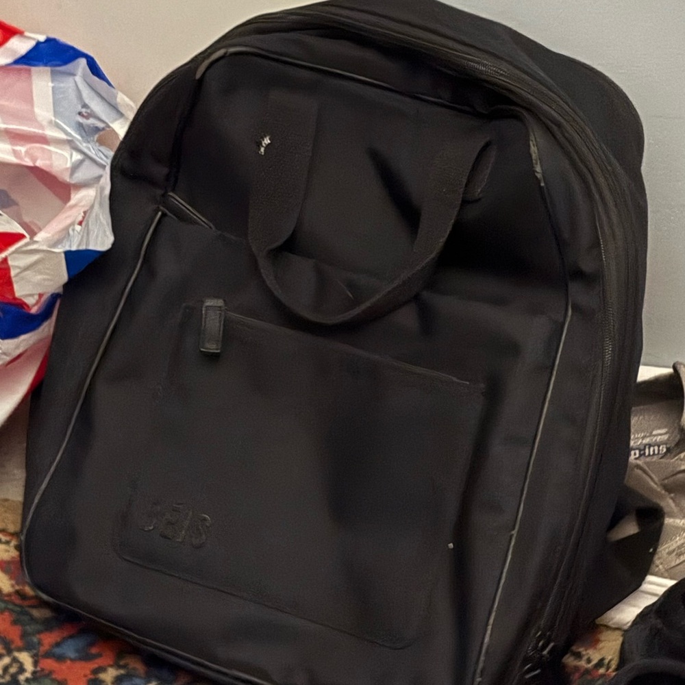 BEIS Expandable Backpack in Black